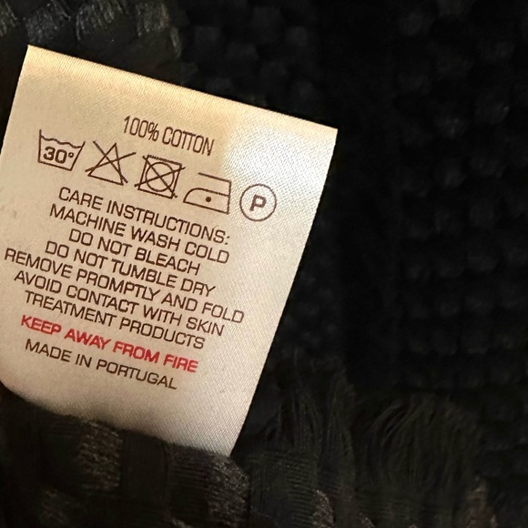 Antonio Salgado Blanket Black BCI Cotton Throw Blanket NEW WITH TAGS - Picture 4 of 10